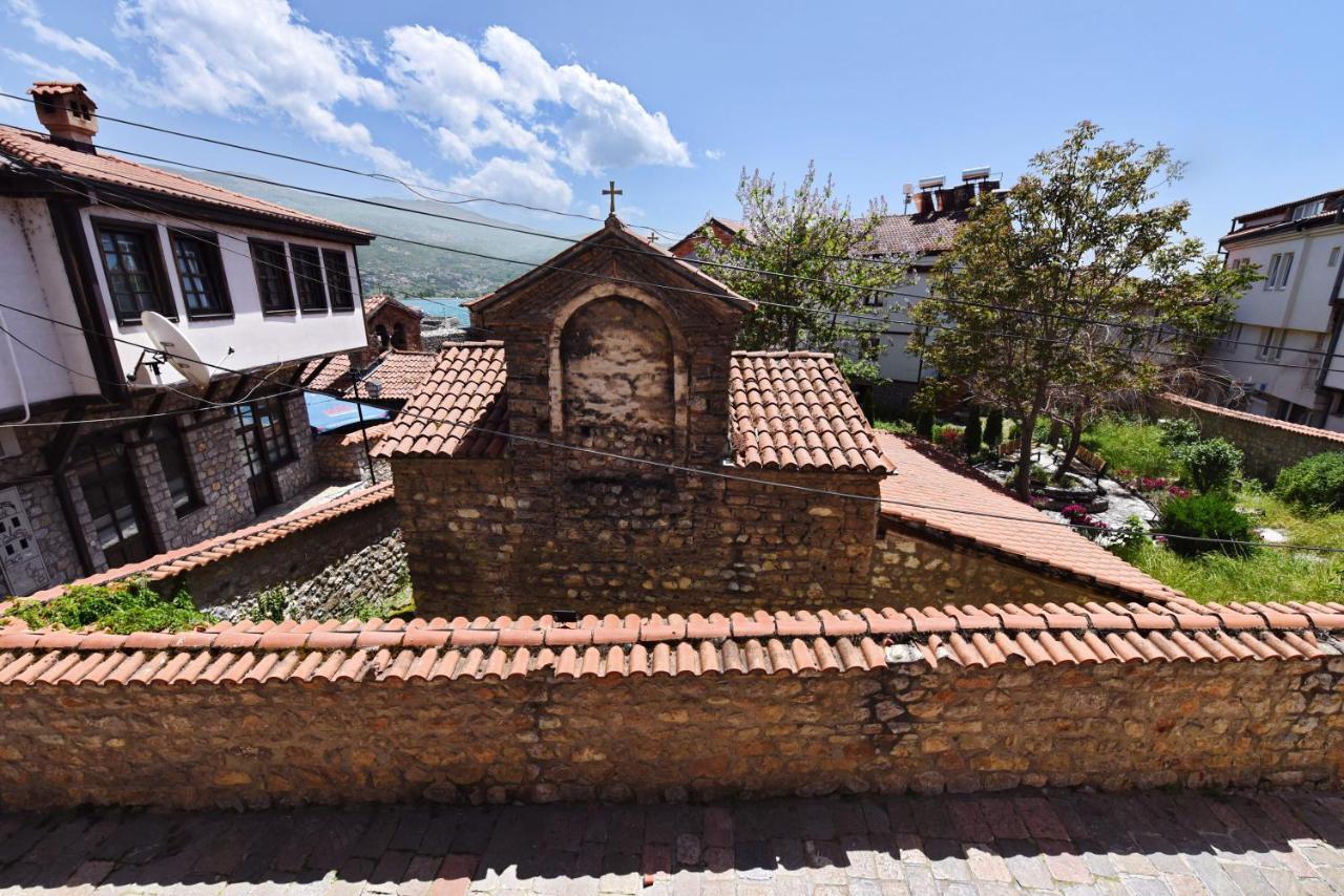 Villa Sapkar Lake View オフリド エクステリア 写真