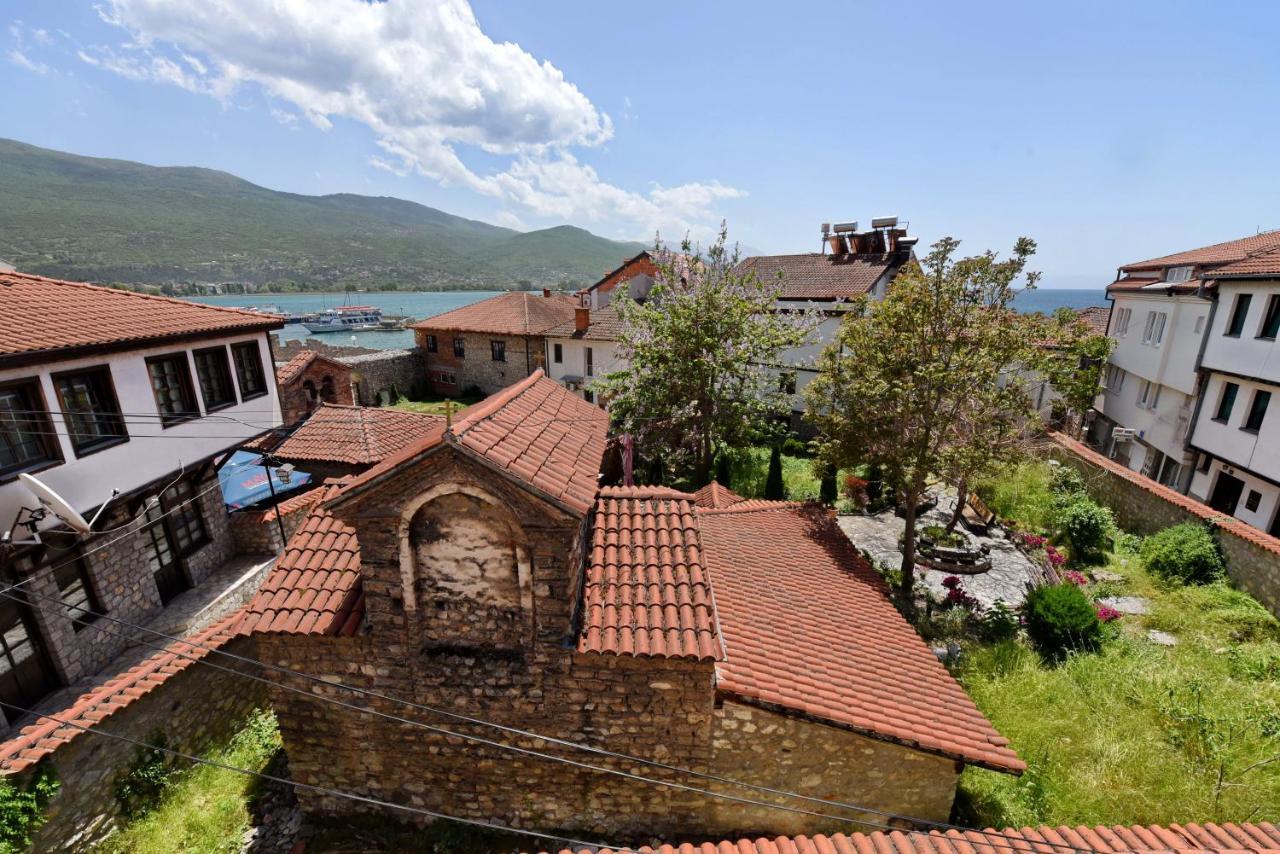 Villa Sapkar Lake View オフリド エクステリア 写真